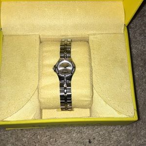 Silver women’s white face invicta watch (all links included)